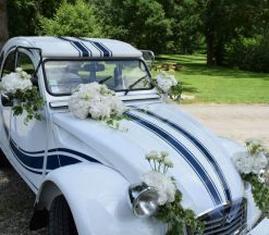 Décoration la Voiture des mariés - Voiture Fleuri - Mariage - Artisan Fleuriste Toulouse - A Fleur d'Art 